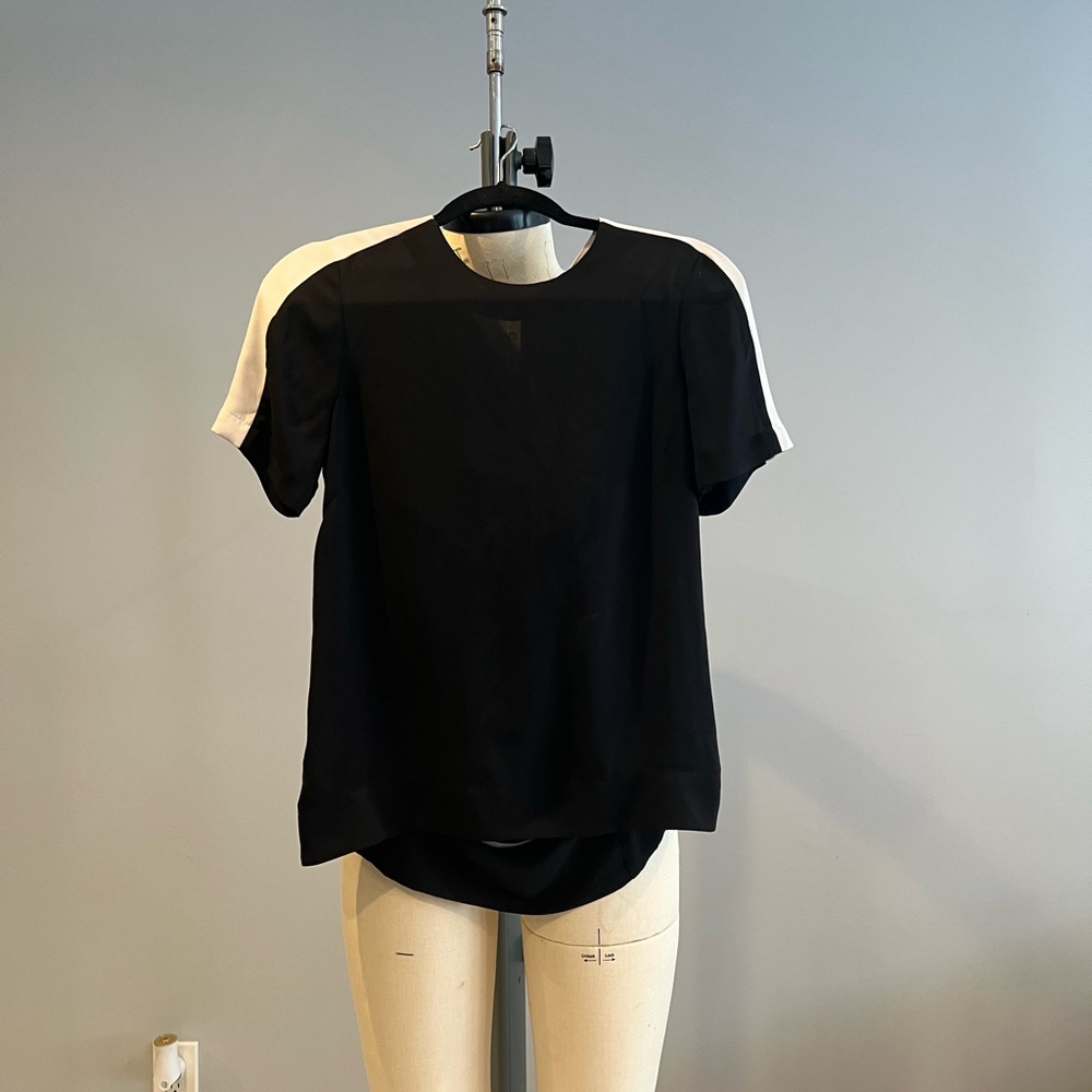 BCBG Black and White Short Sleeve Top